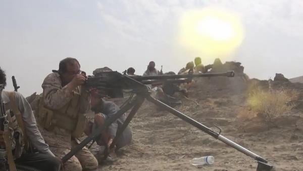 معارك عنيفة بين قوات الجيش والحوثيين في مأرب