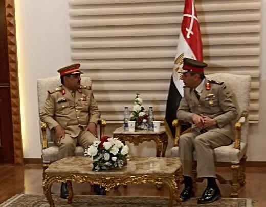 وزير الدفاع يصل القاهرة في زيارة رسمية