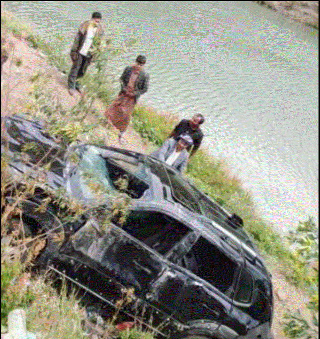 وفاة 5 أشخاص من أسرة واحدة إثر سقوط سيارتهم في سد بني مطر بصنعاء ( صوره) 