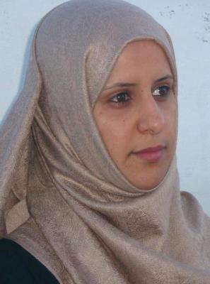 الناشطة " رضية المتوكل " تشن هجوماً لاذعاً على الحوثيين الجدد " أمل الباشا - الخيواني - المقالح - العماد " 