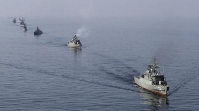 توتر الأوضاع في المياة الإقليمية اليمنية بعد وصول سفن حربية أمريكية وإيرانية 