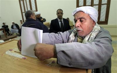 ضبط مرشحين يوزعون الحشيش والأموال على الناخبين بمصر
