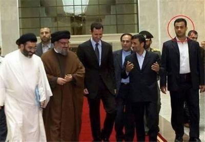 شاهد بالصور الرئيس الإيراني السابق " أحمدي نجاد " يبكي على حارسه الشخصي بعد مقتله في سوريا 