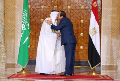 بالصور .. ما هو وسام النيل الذي منحه السيسي للملك سلمان بن عبد العزيز ؟ 