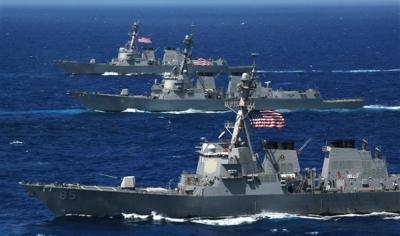 البحرية الأمريكية تضبط شحنة أسلحة كانت في طريقها إلى اليمن