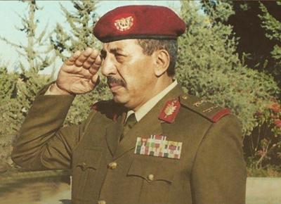 وفاة رئيس هيئة الأركان الأسبق اللواء محمد علي القاسمي ( سيرة ذاتيه)