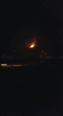  سماع دوي إنفجارات عنيفة تهز العاصمة صنعاء وتطاير القذائف والأسلحة ( مصدر الإنفجارات - صور)