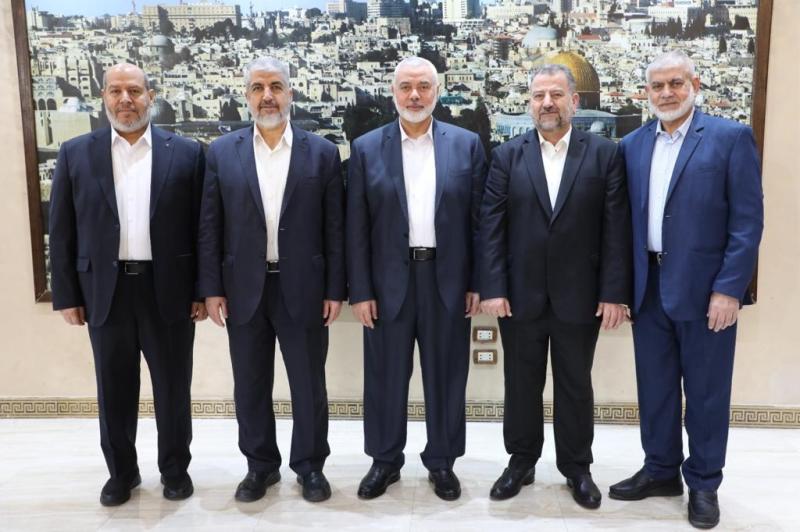 تفاصيل لقاء وفد حماس مع رئيس المخابرات المصرية