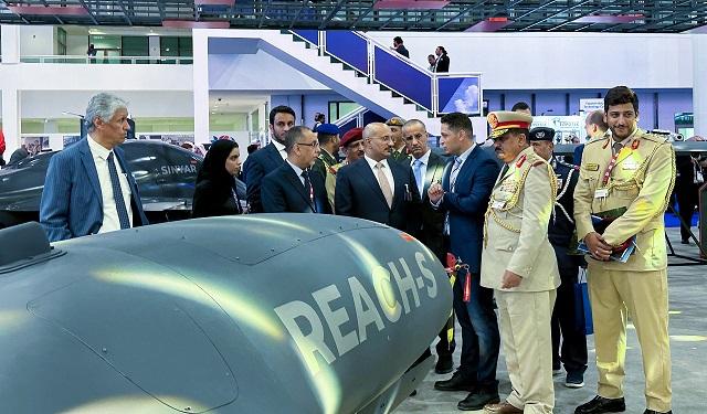 العميد طارق ووزيرا الدفاع والصناعة يشاركون افتتاح معرض دبي للطيران