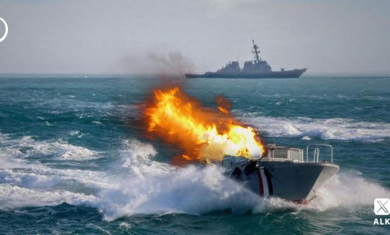 البحرية الأمريكية تكشف تفاصيل إنفجار زورق حوثي .. وامريكا تبدأ بوضع الخطط للرد العسكري