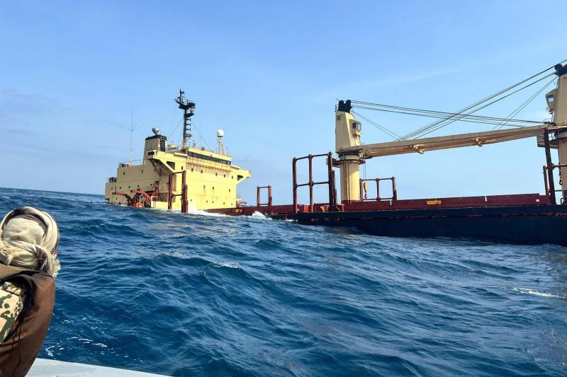 بيان للقيادة المركزية الأمريكية بشأن غرق السفينة "روبيمار" في سواحل اليمن