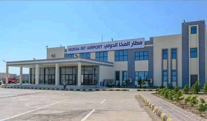 الحوثيون يهددون بإستهداف أحد المطارات اليمنية إذا إستخدمته إسرائيل لضرب إيران