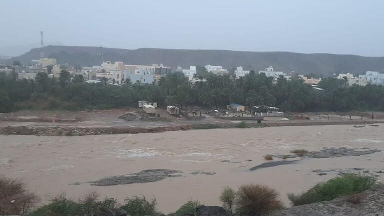سلطنة عمان.. ارتفاع عدد وفيات المنخفض الجوي إلى 21 بينهم 12 طفلا