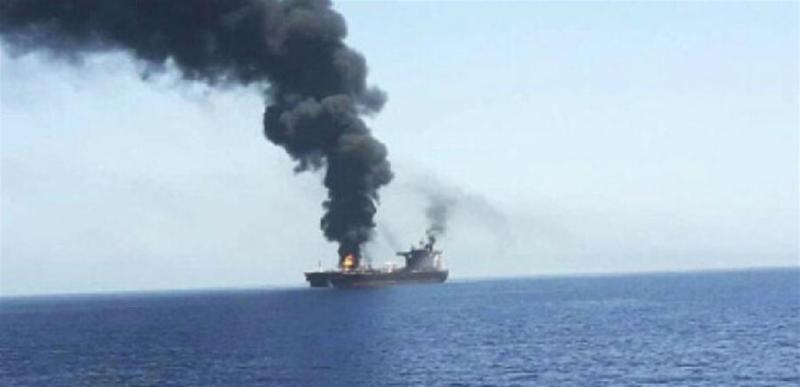 بيان صادر عن ناطق الحوثيين العسكري بشأن إطلاق صواريخ وإستهداف سفينة 